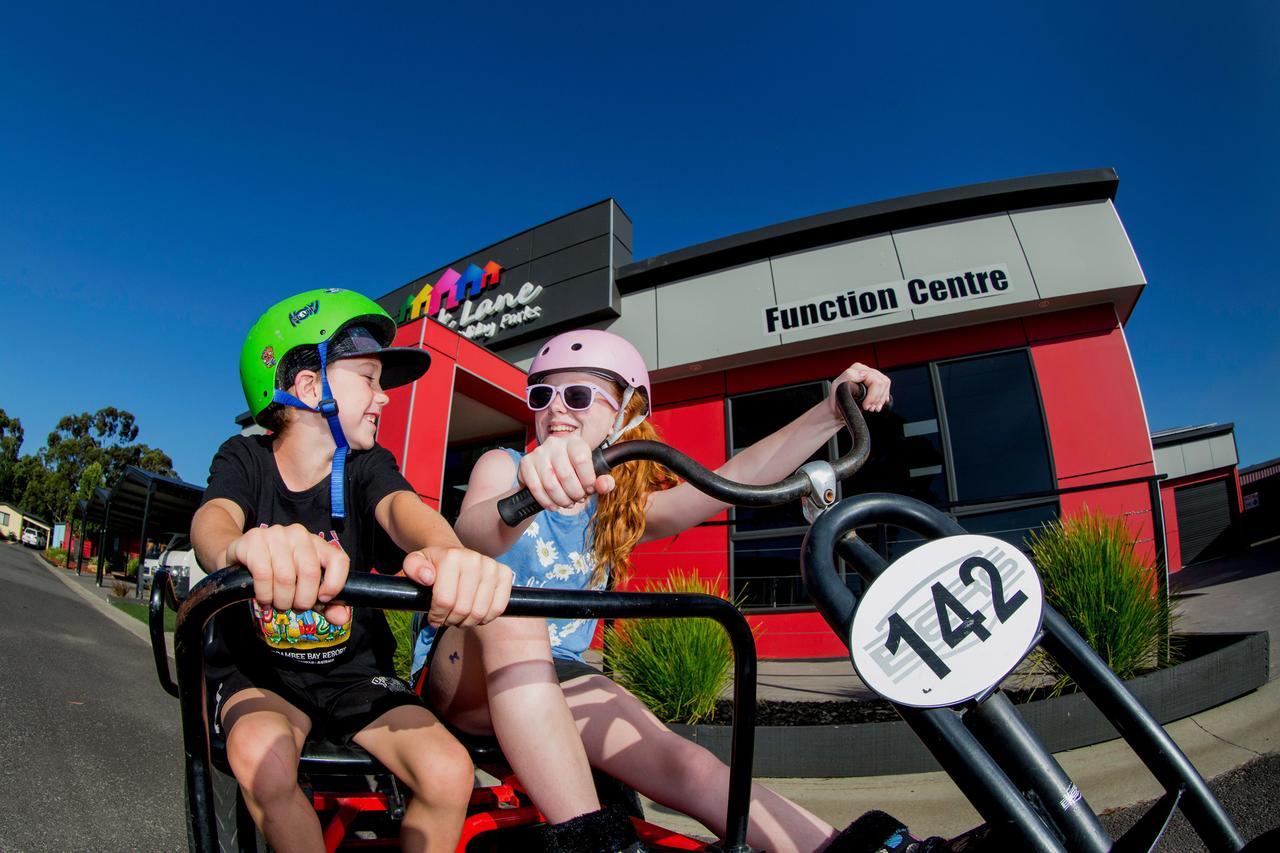 Big4 Traralgon Park Lane Holiday Park Esterno foto