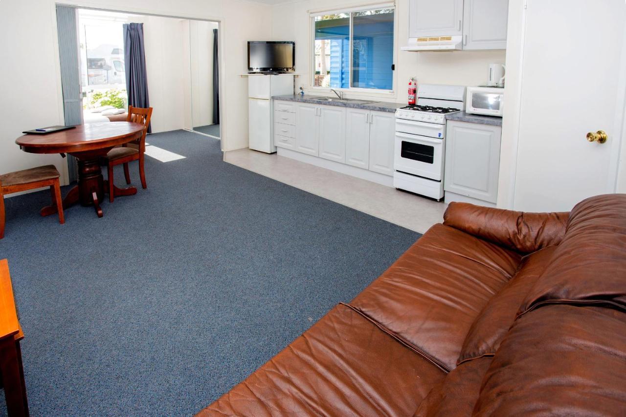 Big4 Traralgon Park Lane Holiday Park Esterno foto