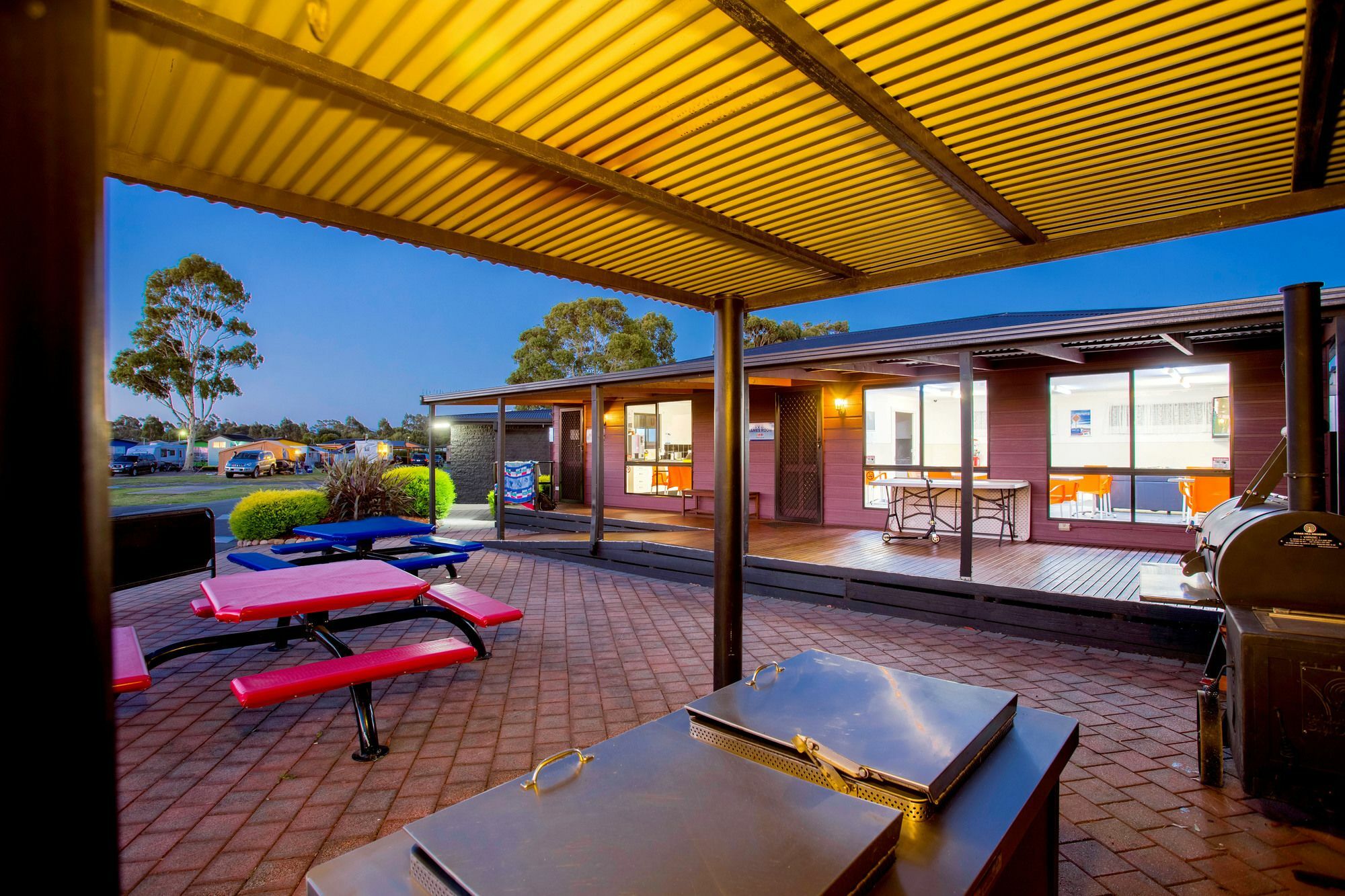 Big4 Traralgon Park Lane Holiday Park Esterno foto
